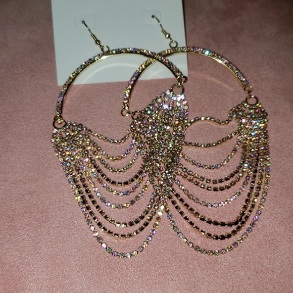 Charlotte Russe Earrings - Picture 8 of 8